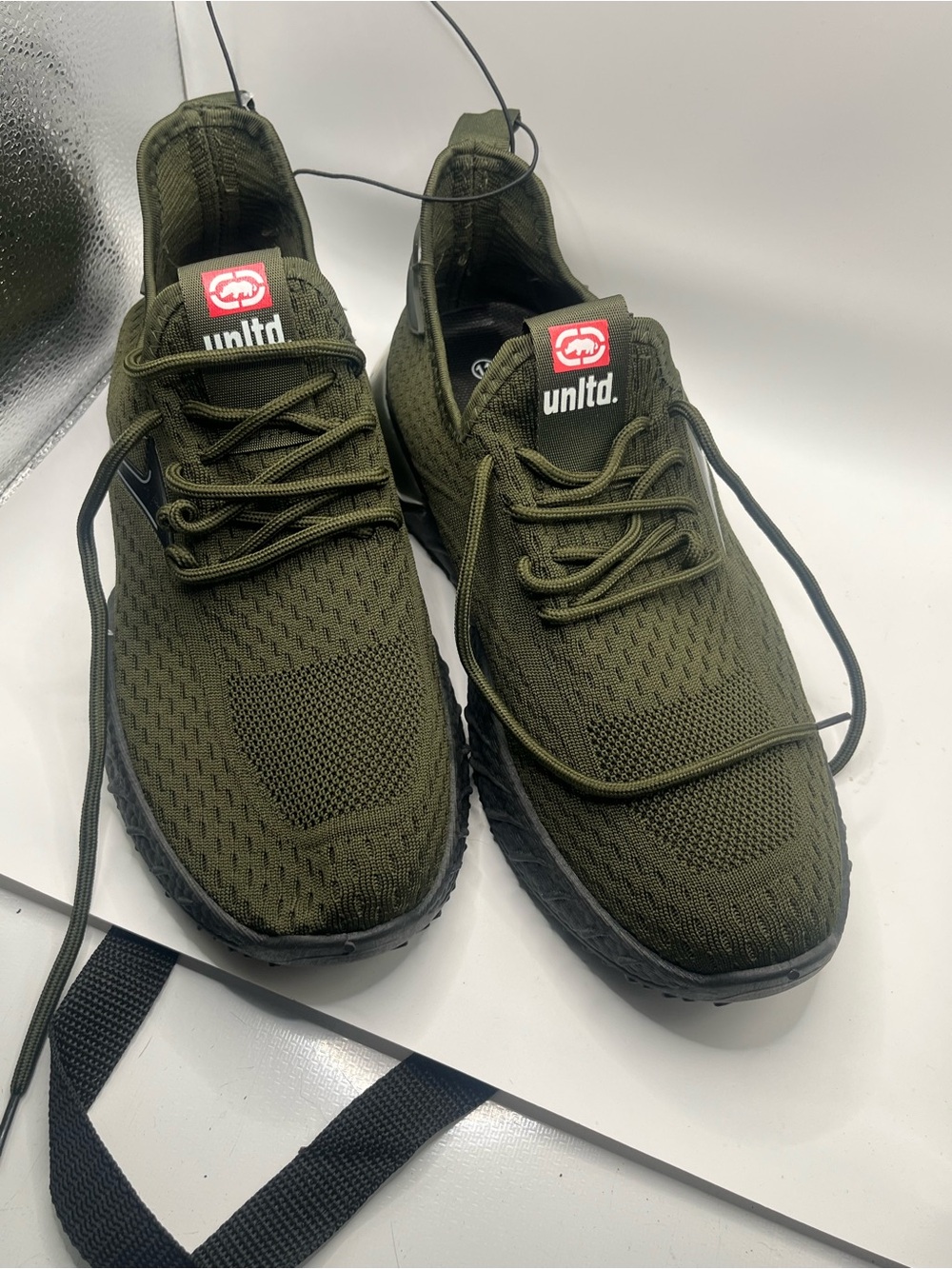 Ecko Unltd Men’s Size 11 Olive Green Shoes